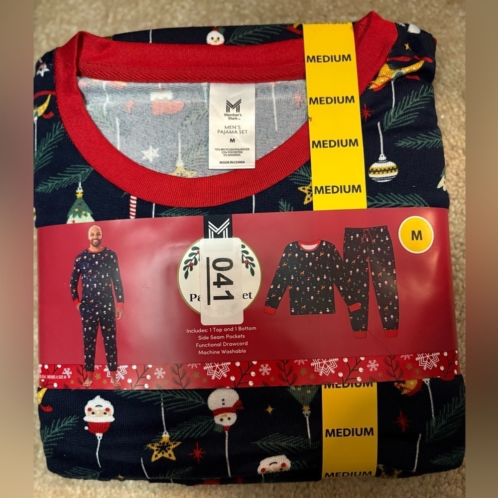 NWT men’s pajama sets members mark medium